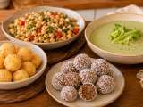 Artículos: Menú vegetariano, 20 de agosto: buñuelos fritos, sopa de lechuga y bolitas de galleta