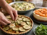 Artículos: Menú diario, 1 de septiembre: tarta de hortalizas, ensalada de patata y cheesecake de albaricoques
