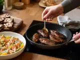 Artículos: Menu sans gluten, 15 septembre : salade de saumon, des aiguillettes de canard au miel, et des carrés marbrés aux deux chocolats