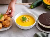 Artículos: Menú vegetariano, 31 de agosto: Muffins de calabacín y queso, crema de calabaza y puerro y brownie bounty