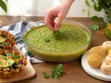 Artículos: Menú vegetariano, 30 de octubre: Ensalada bowl, pastel vegano de tofu y panellets para todos los santos