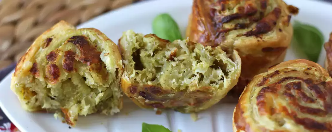 Hojaldre exprés de pesto ideales para la cena o un picoteo de última hora