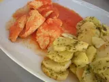 Receta Filetes de pollo en tomate con coliflor o patatas al limón