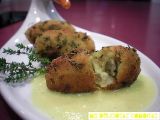 Receta Croquetas de boletus y foie al aroma de cúrcuma y rebozado de tomillo con salsa de piña