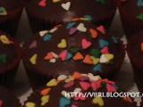 Receta Muffins de vainilla cubiertos de chocolate...