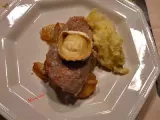 Receta Menú de navidad: lomo de cerdo ibérico con queso sobre manzanas caramelizadas