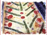 Receta Coca de beicon, esparragos y cherrys
