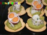 Receta Canapés de boquerones con guacamole y mini hamburguesas con patatas