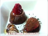 Receta Bombón de chocolate relleno de higos y fresas