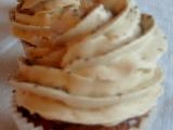 Receta Cupcakes de chocolate rellenos de mascarpone y buttercream de moka