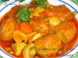 Receta Albóndigas en salsa de tomate a la jardinera