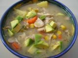 Receta Sopa de pollo y maiz, un reconstituyente para el invierno