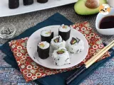 Receta Makis de salmón ahumado y aguacate. Sushi