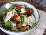 Receta Ensalada templada de melocotones asados, burrata y rúcula