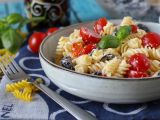 Receta Ensalada de pasta fría muy cremosa ¡lista en menos de 10 minutos!