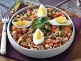 Receta Ensalada portuguesa de alubias carillas con atún, huevo y aceitunas