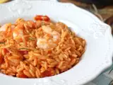 Receta Pasta orzo con tomate y gambas, cocinada al estilo de un risotto