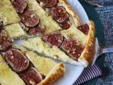 Receta Tarta de hojaldre con higos, brie y nueces