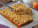 Receta Szarlotka: tarta polaca de manzana con cobertura crujiente