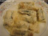 Receta Canelones rellenos de espinacas, pasas de corinto, piñones y rulo de cabra