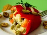 Receta Pimientos del piquillo rellenos de ensaladilla rusa