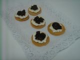 Receta Canapés de queso de cabra con cebolla caramelizada