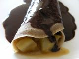 Receta Crepes de harina de trigo sarraceno, alforfón, con pera y chocolate negro