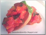 Receta Bruschettas fritas con tomates salteados y albahaca, inspirado en julie powell