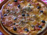 Receta Pizza de jamón serrano, olivas negras y mozzarella