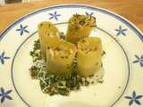 Receta Schiaffoni ripieni di ricotta, spinaci e salsiccia (pasta schiaffoni rellena de ricotta, espin
