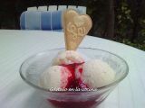 Receta Helado de yogur y canela con mermelada de fresa light