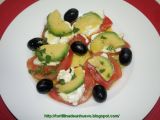 Receta Ensalada de tomate, mozzarella y aguacate con albahaca fresca