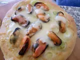 Receta Pizza de mejillones y puerros