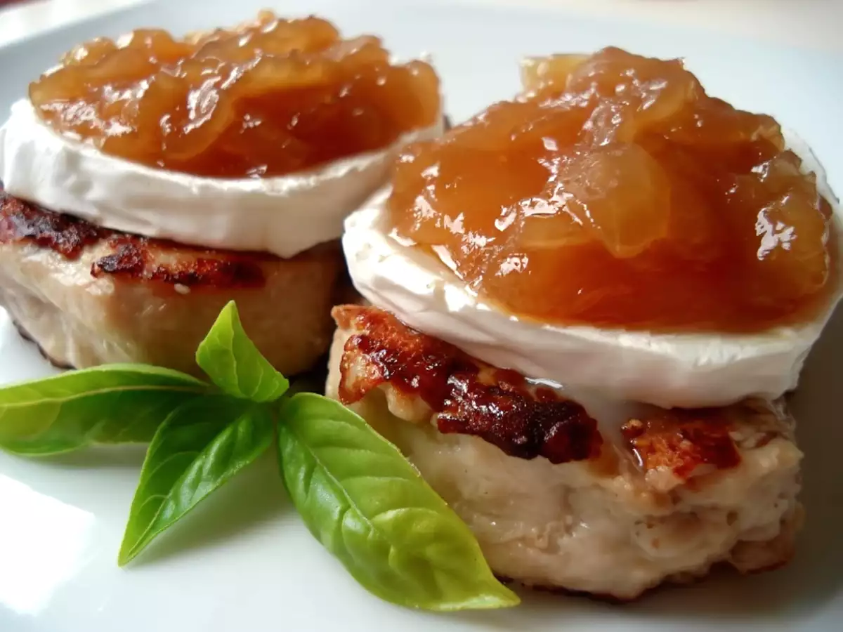 Receta Solomillo con queso de cabra y cebolla caramelizada exprés