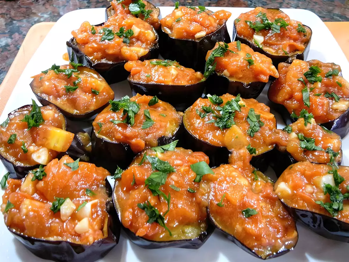 Receta Berenjenas con tomate y ajo