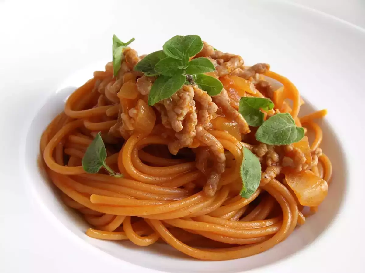 Receta Spaguetti de ajo y guindilla dalla costa