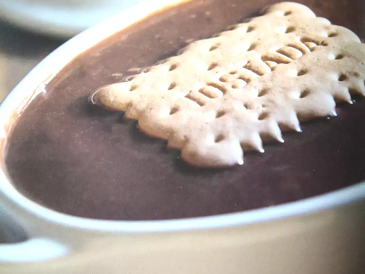 Receta Tarta de galletas maría con chocolate. oberon