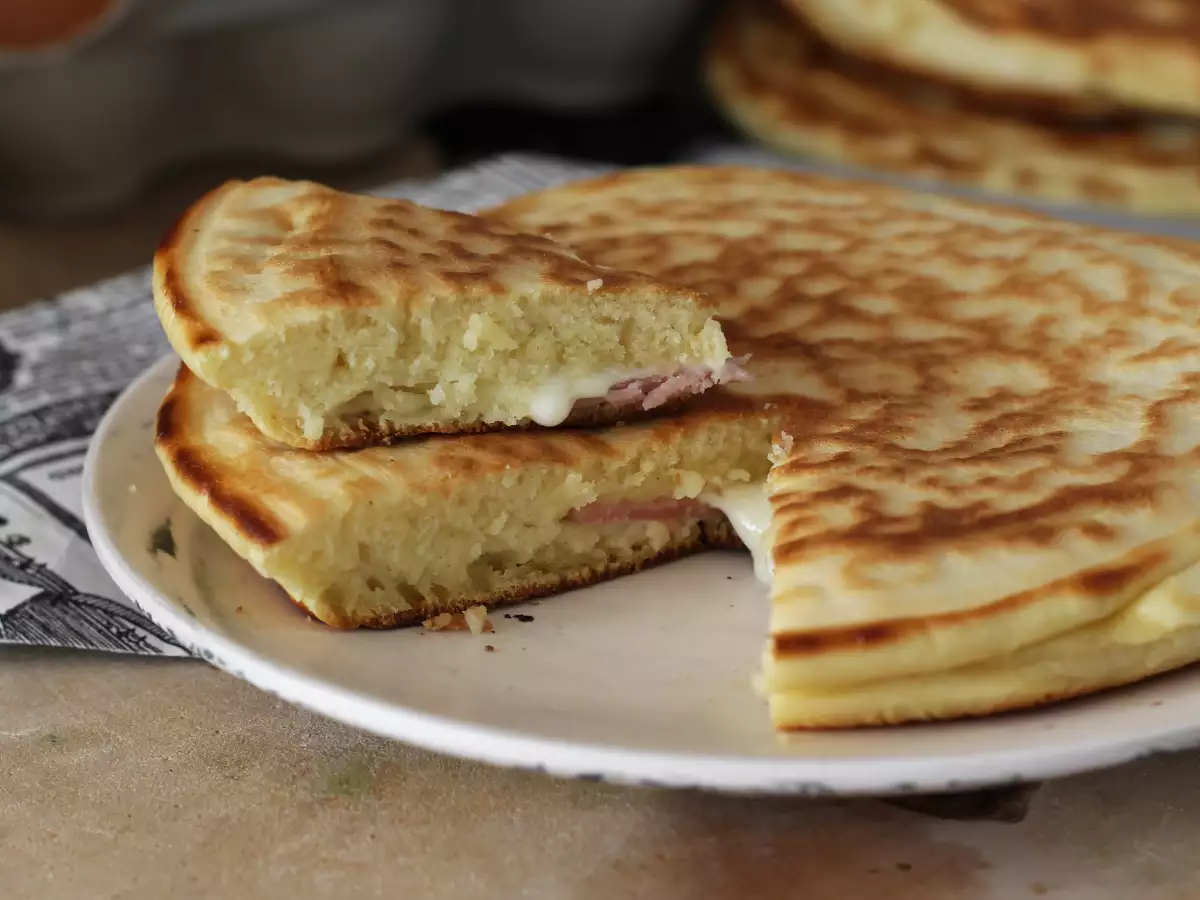 Receta Pancakes con jamón y queso, tortitas rellenas