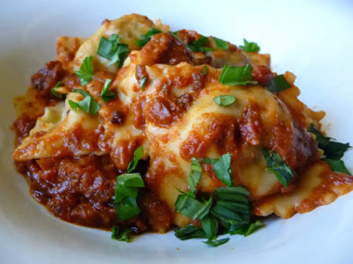 Receta Raviolis de carne y fungui porcini en salsa