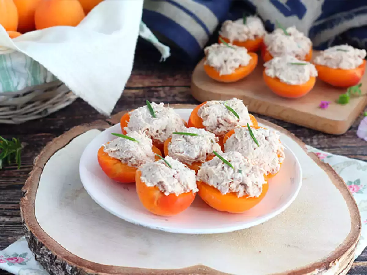 Receta Albaricoques rellenos de atún y romero