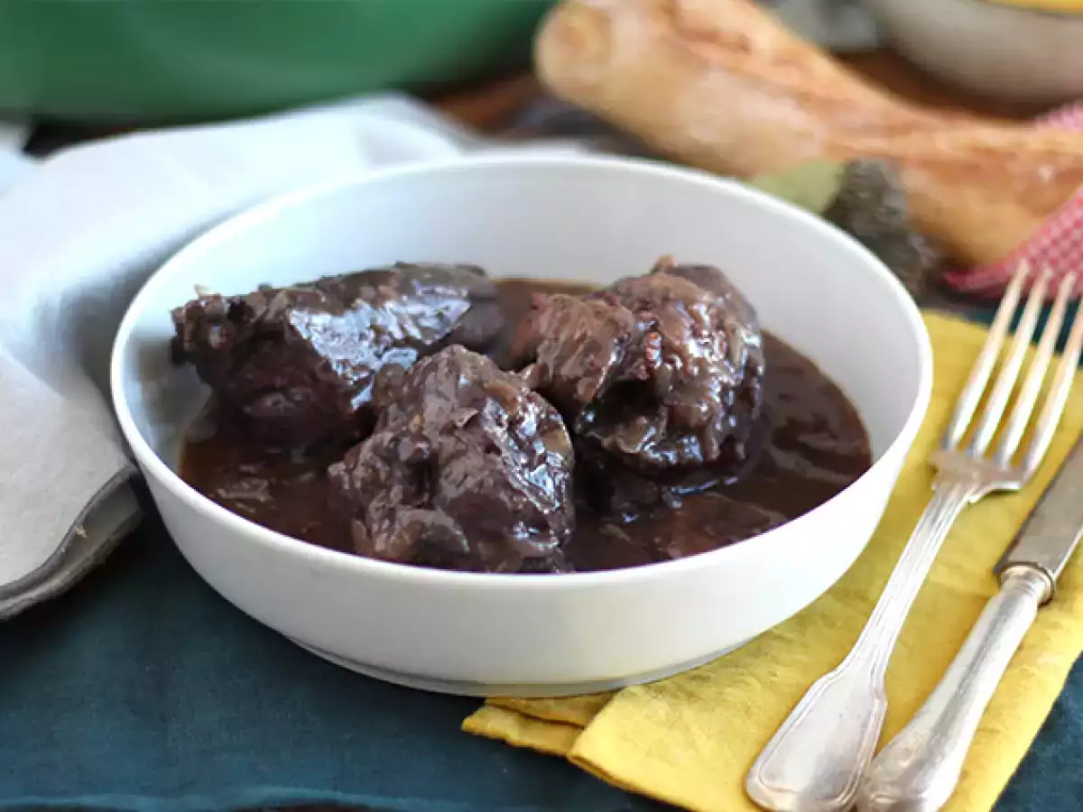 Receta Gallo al vino (coq au vin)