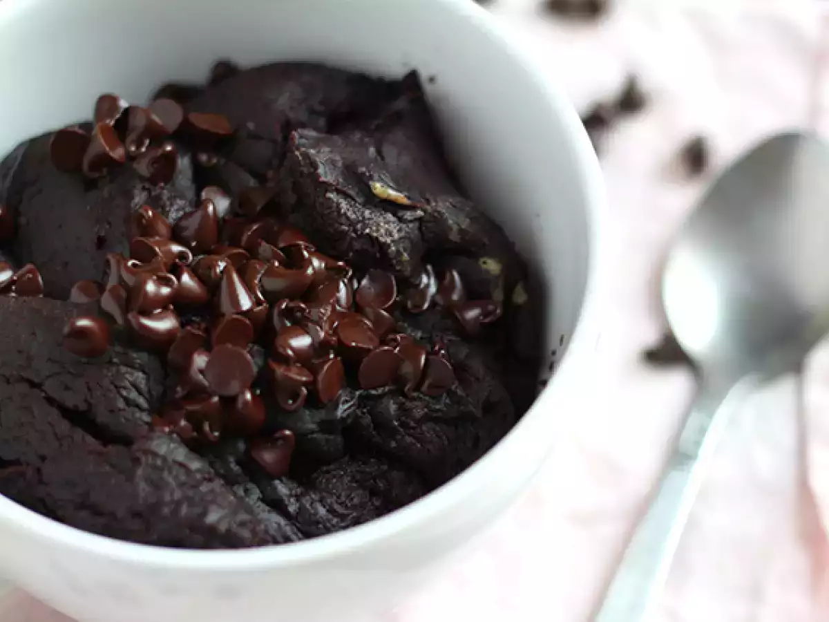 Receta Mug cake chocolate y mantequilla de cacahuete al microondas en 1 min