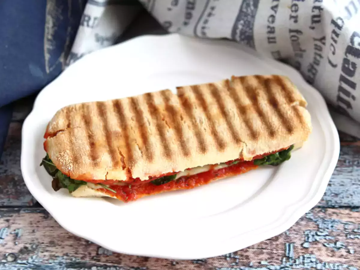 Receta Panini de chorizo y emmental