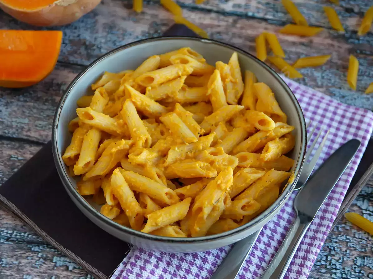 Receta Macarrones con crema de calabaza butternut