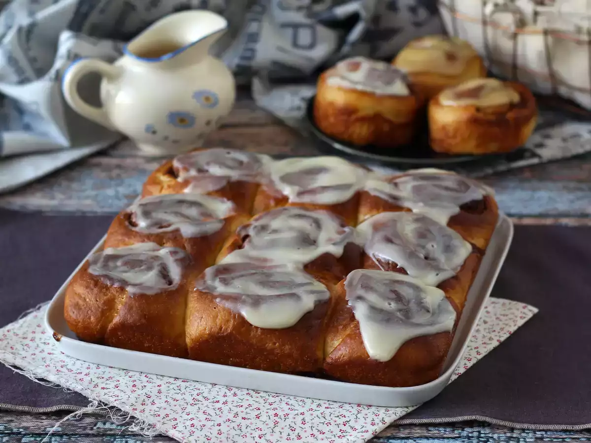 Receta Cinnamon rolls: deliciosos rollitos de canela con glaseado de vainilla