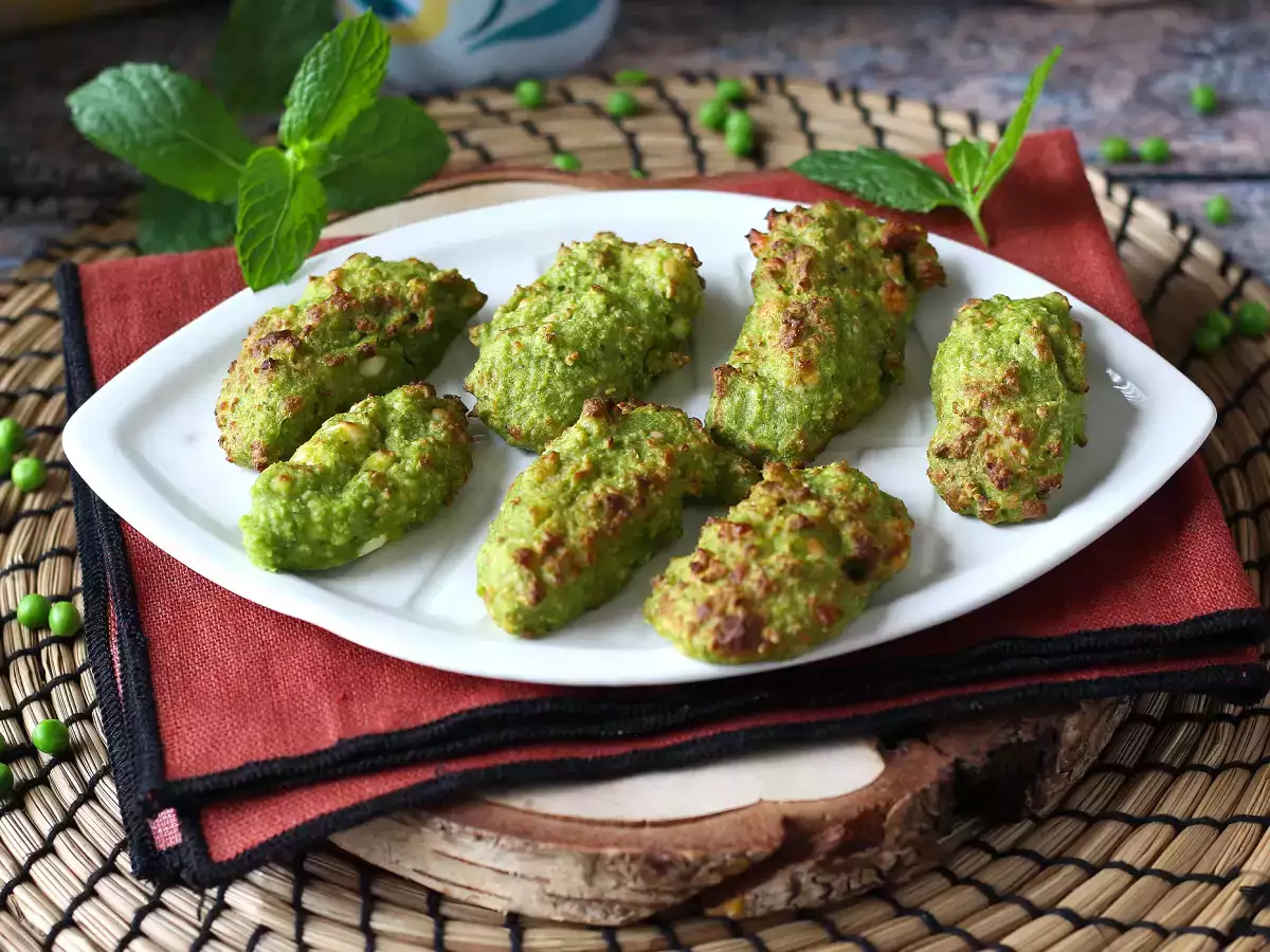 Receta Buñuelos de guisantes, queso feta y menta en freidora de aire