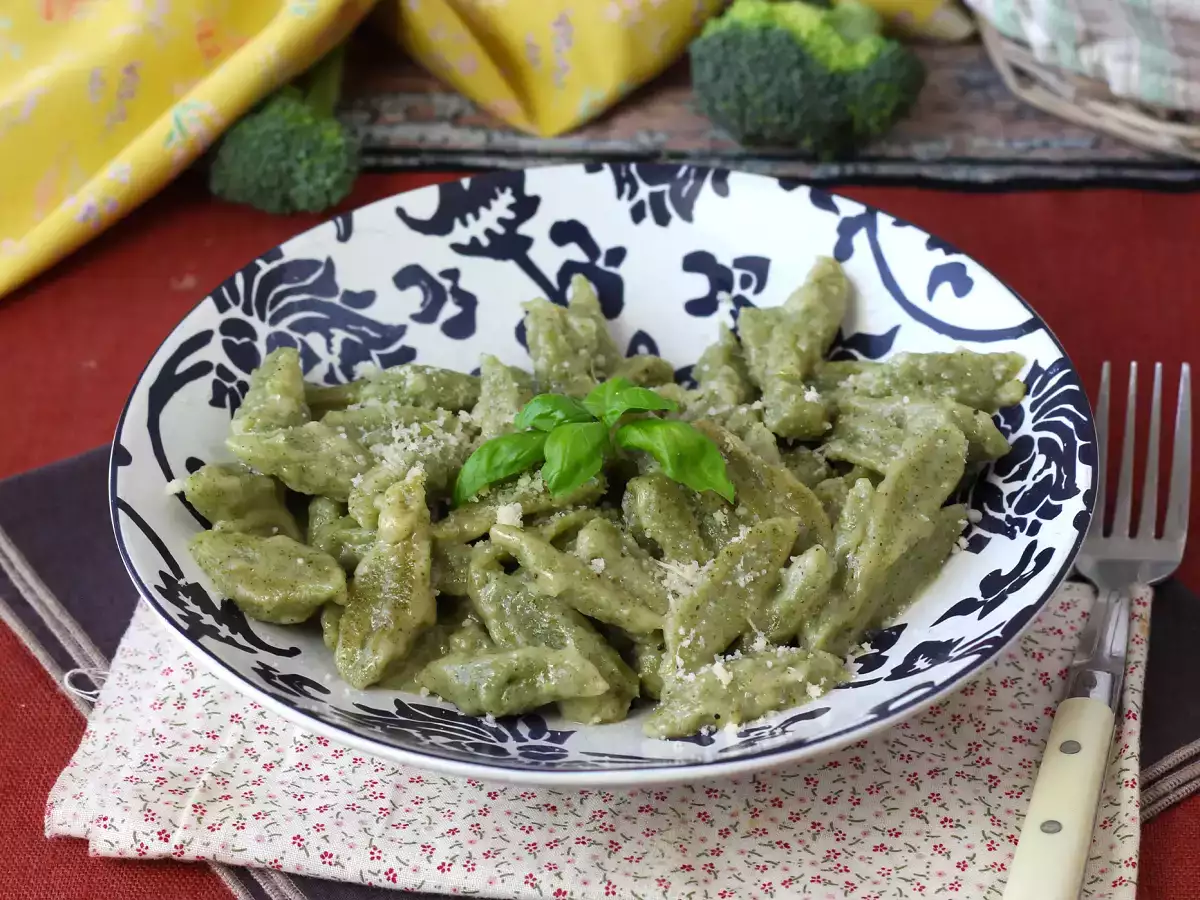 Receta Pasta fresca de brócoli, muy fáciles y con solo 2 ingredientes