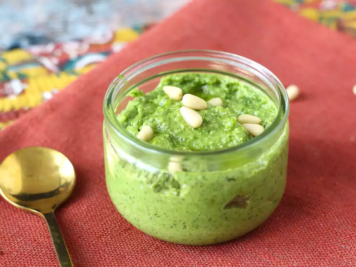 Receta Pesto de rúcula casero y cremoso en 5 minutos