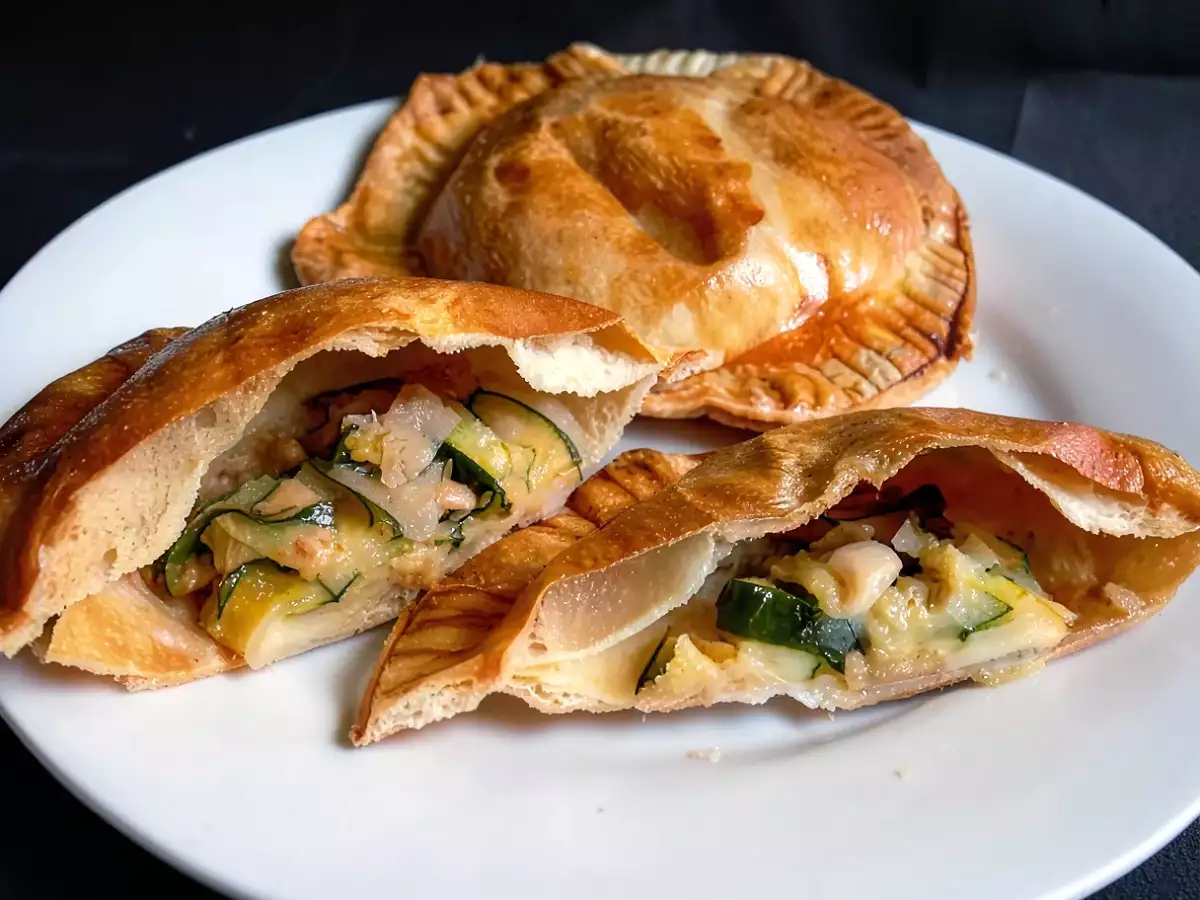Receta Empanadillas con calabacín, cebolla y queso