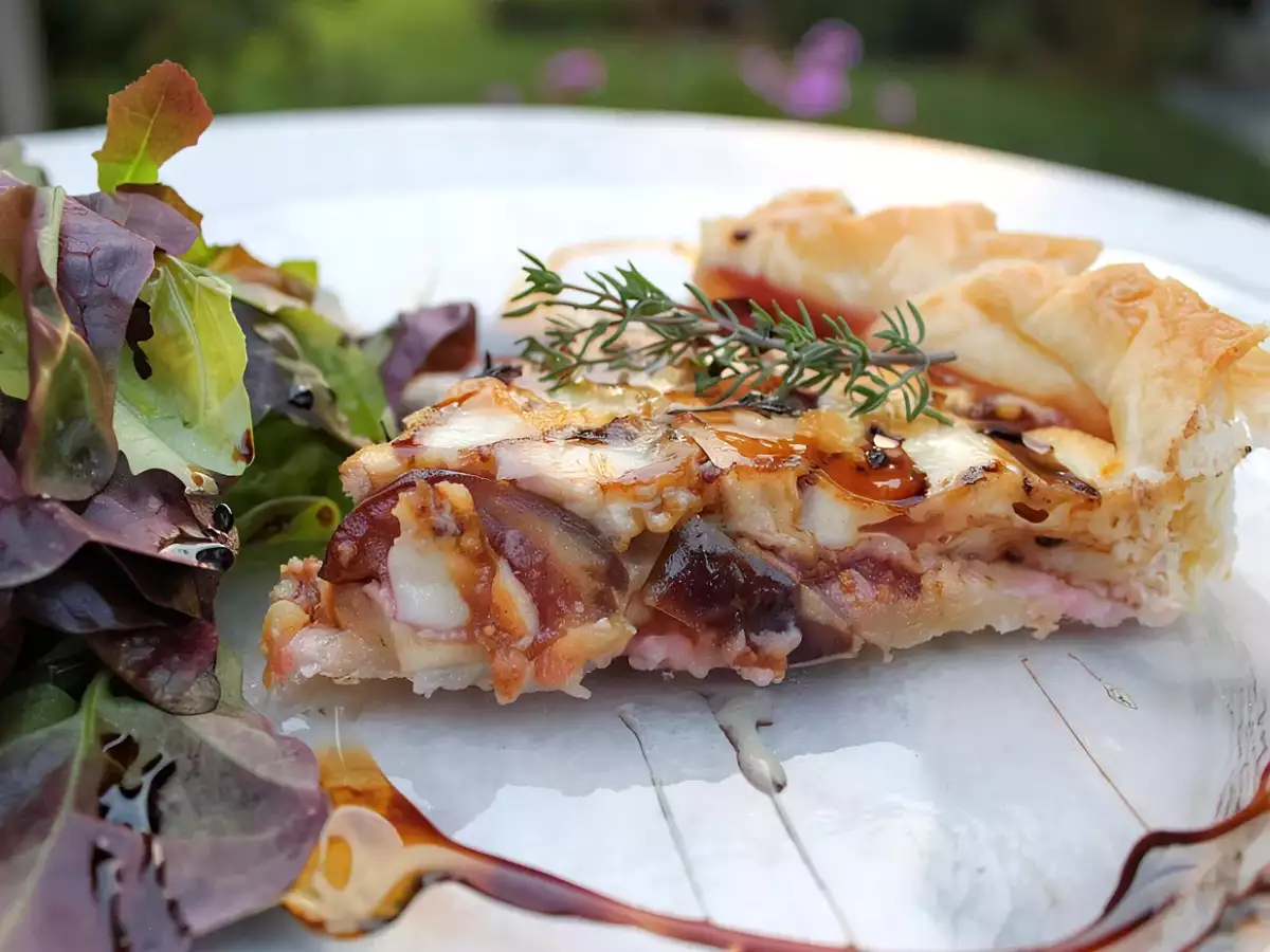 Receta Tarta salada de higos y queso de cabra con reducción de balsámico